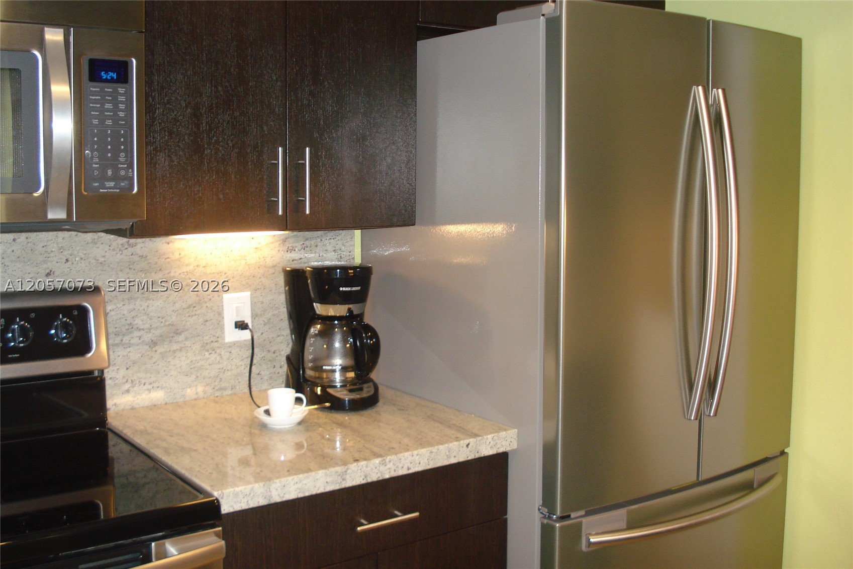 ISOLA CONDO - Residential