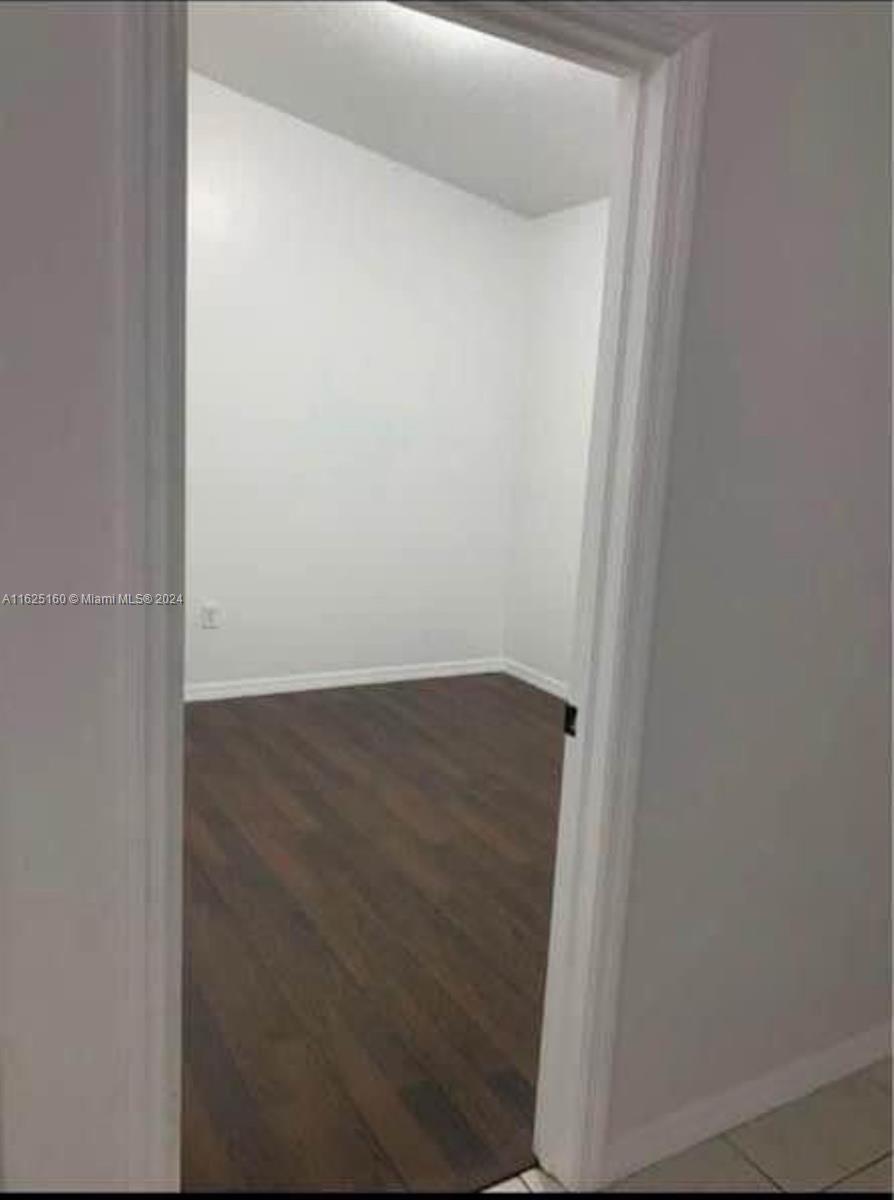 VENETIA GARDENS SOUTH CON - Residential Lease