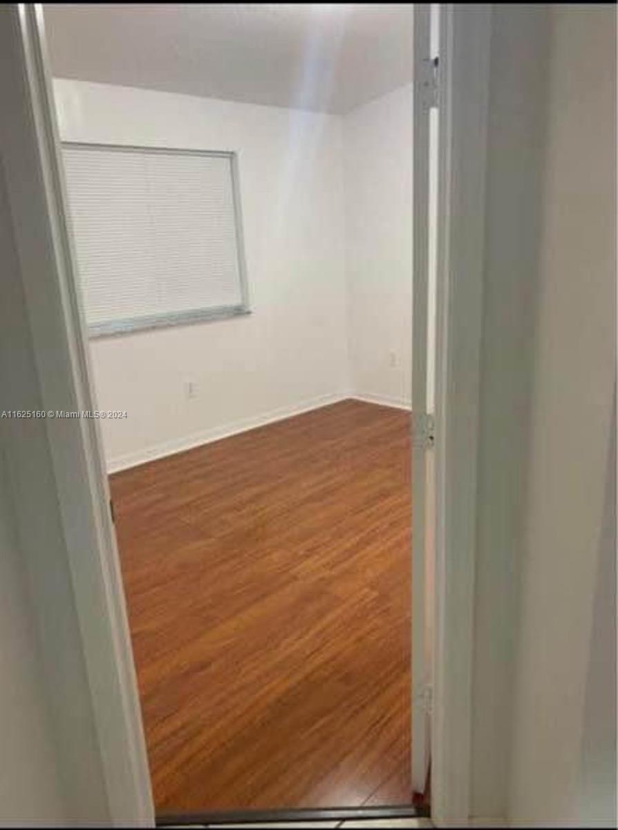 VENETIA GARDENS SOUTH CON - Residential Lease