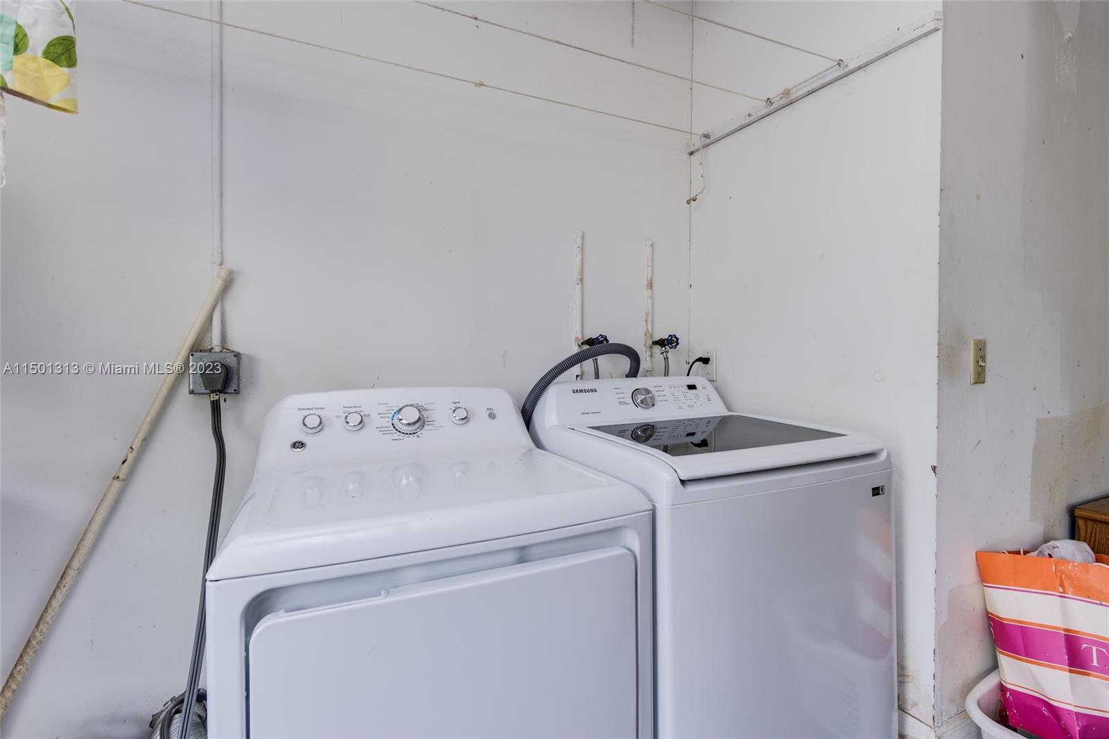 BRIARGATE PLAT - Residential