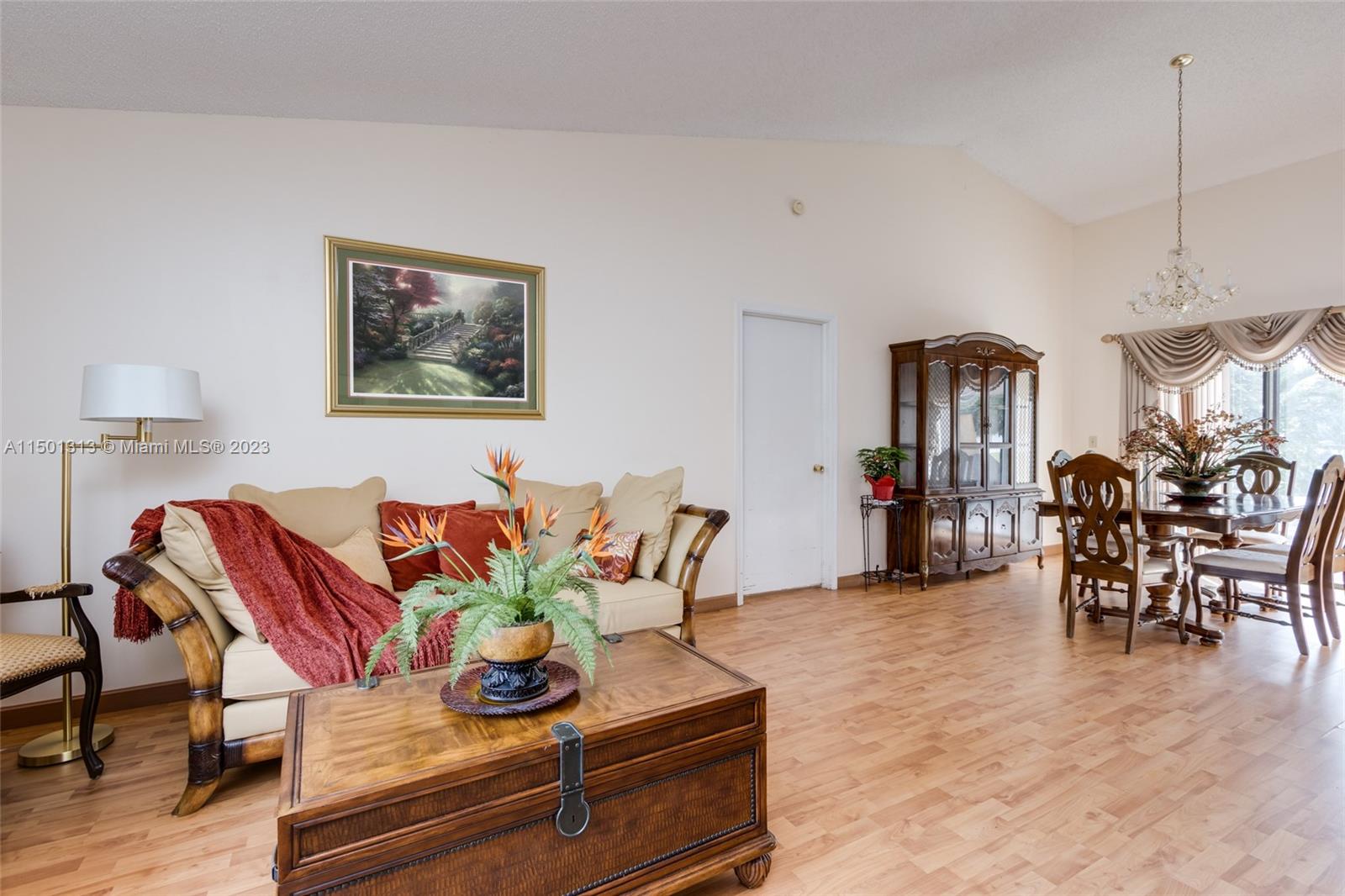 BRIARGATE PLAT - Residential