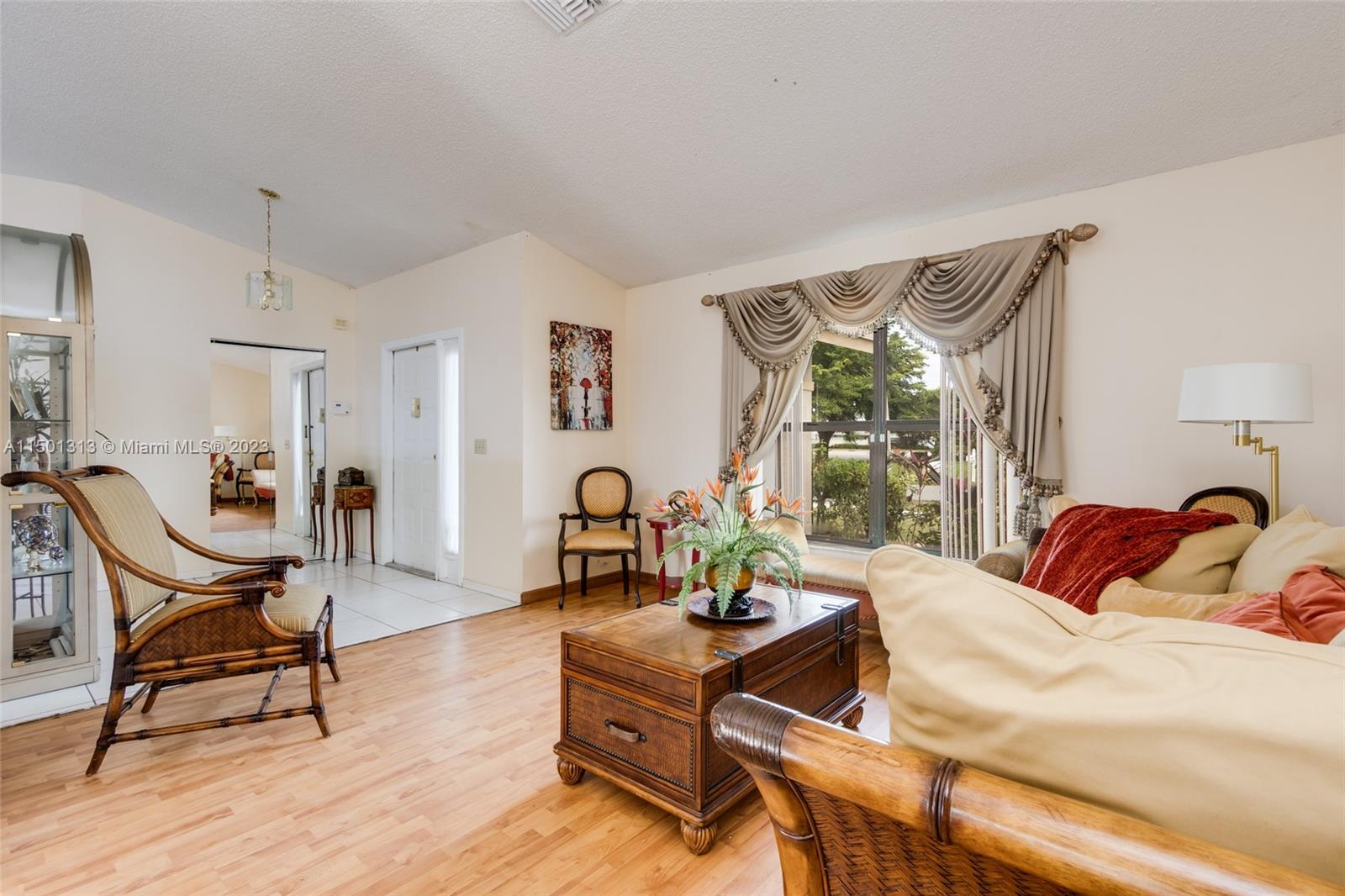 BRIARGATE PLAT - Residential