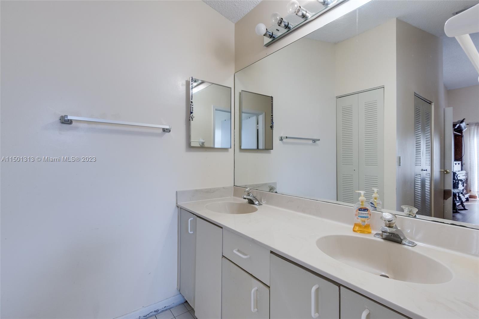 BRIARGATE PLAT - Residential