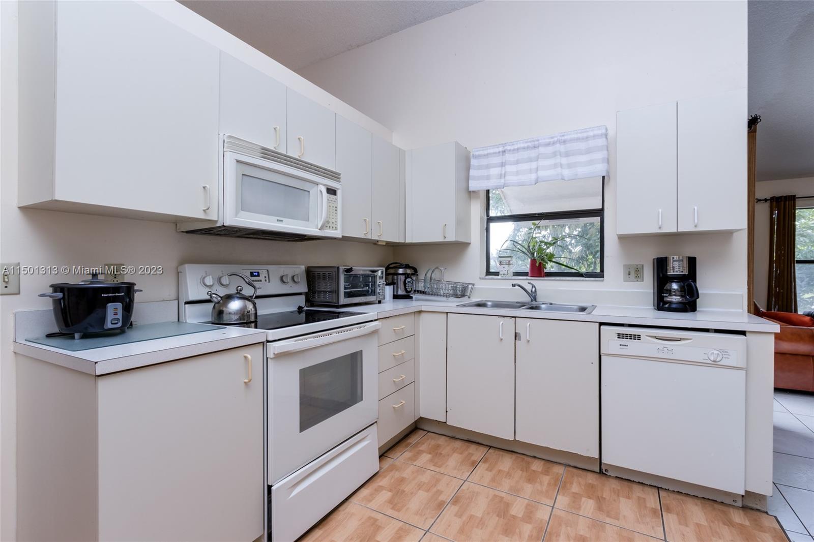 BRIARGATE PLAT - Residential