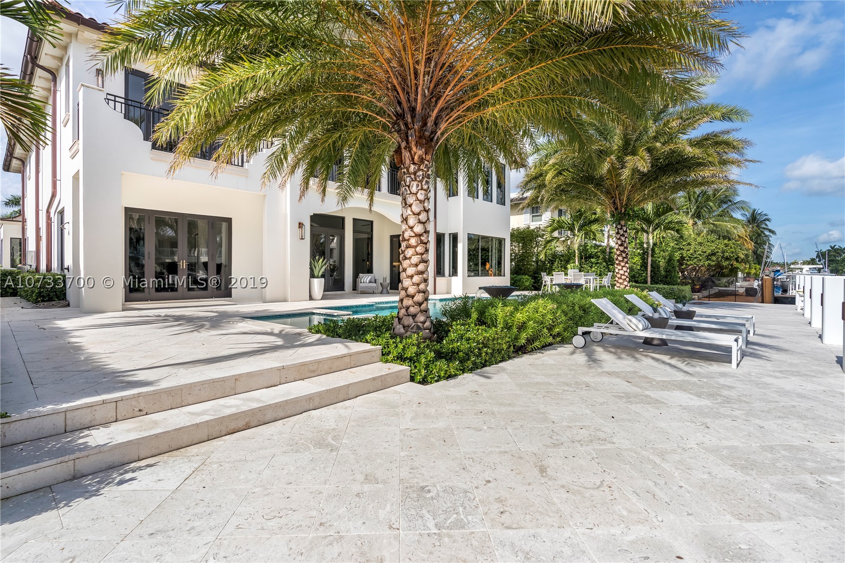 LAUDERDALE SHORES REAMEN - Residential