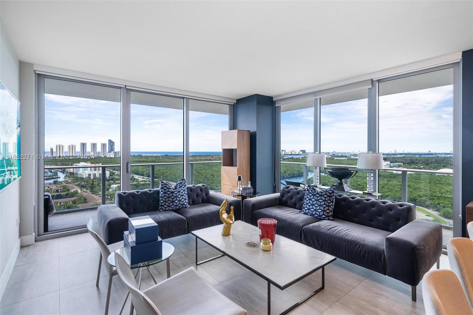 THE HARBOUR SOUTH CONDO - Residential Lease