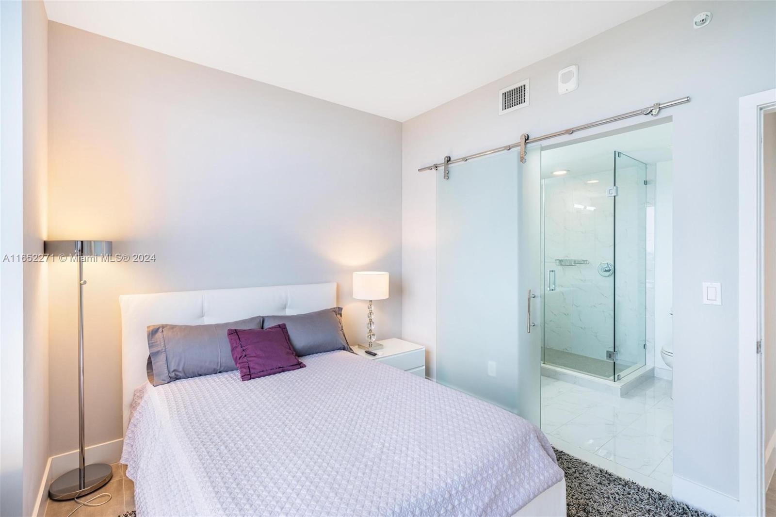 THE HARBOUR SOUTH CONDO - Residential Lease