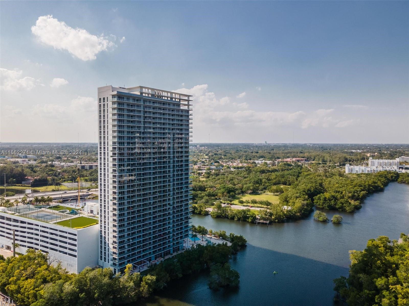 THE HARBOUR SOUTH CONDO - Residential Lease