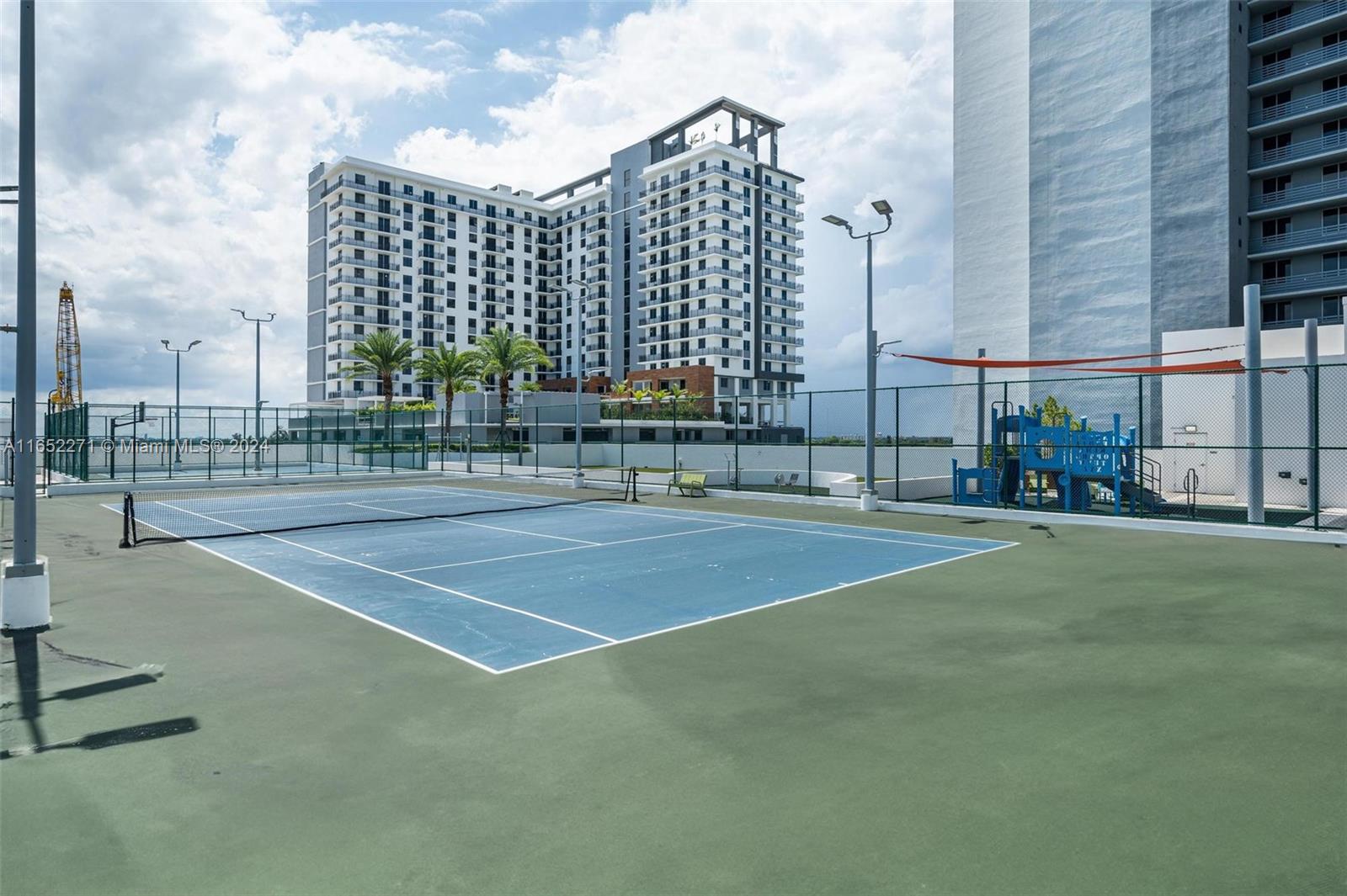 THE HARBOUR SOUTH CONDO - Residential Lease