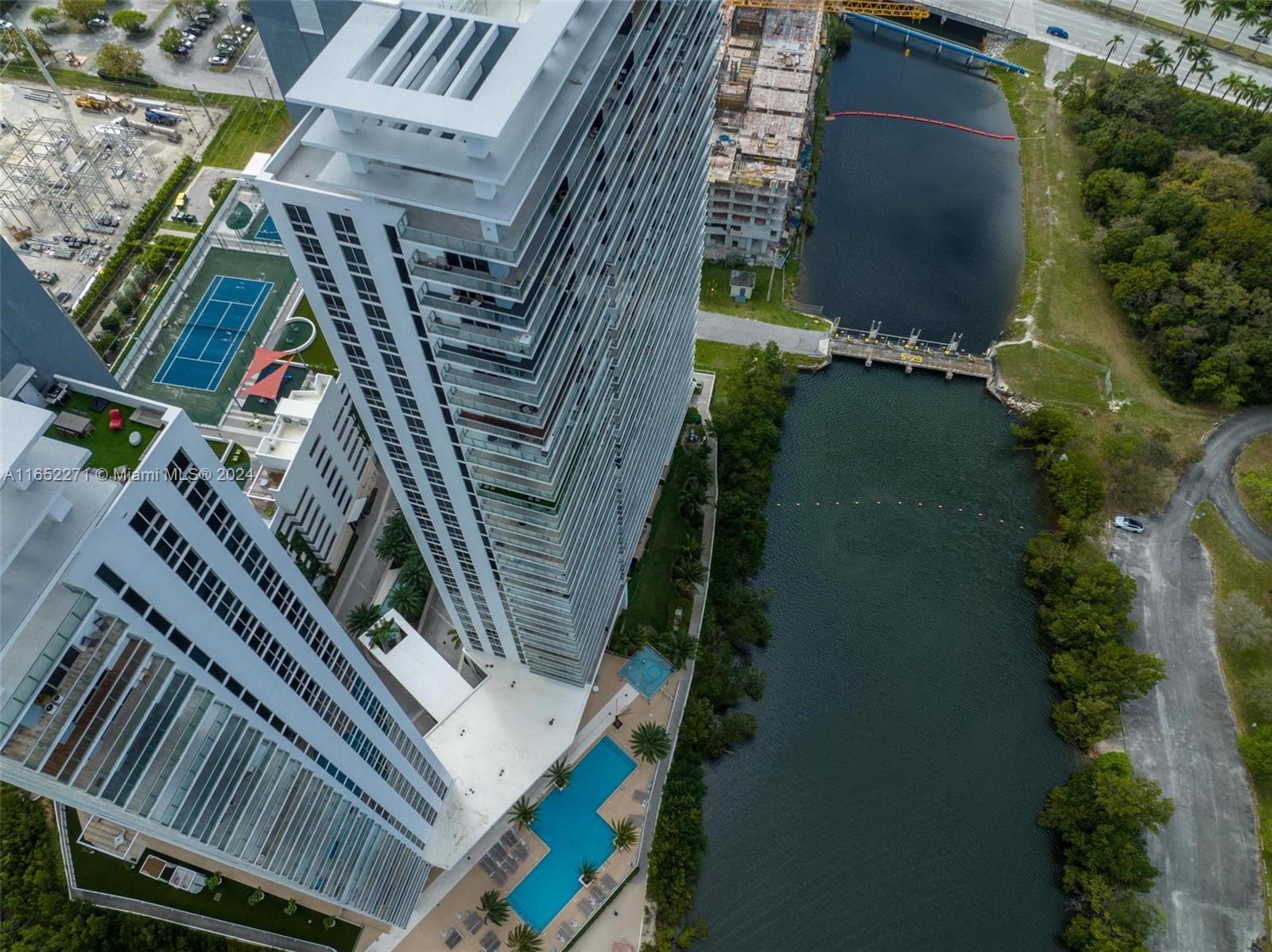 THE HARBOUR SOUTH CONDO - Residential Lease