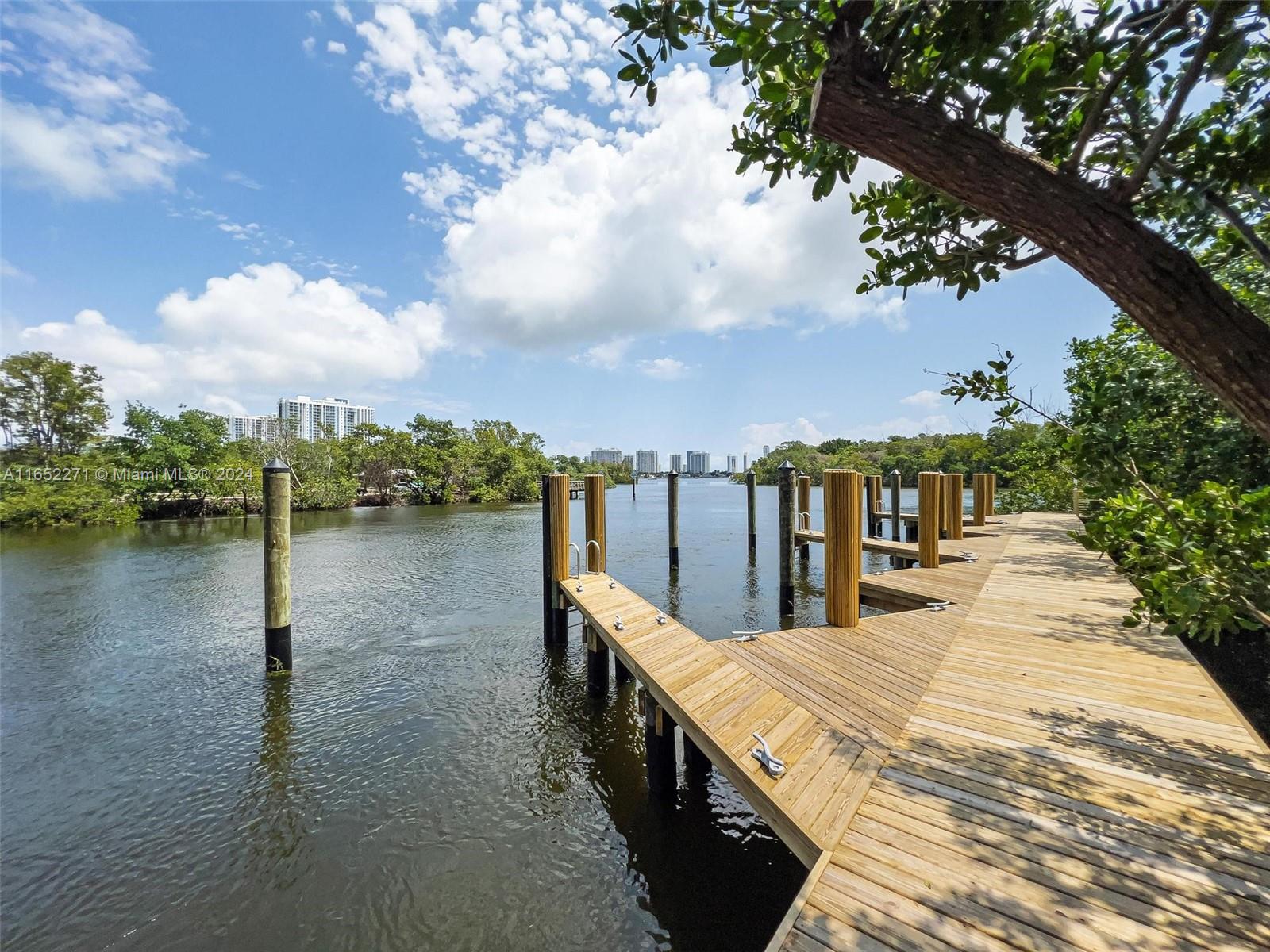 THE HARBOUR SOUTH CONDO - Residential Lease