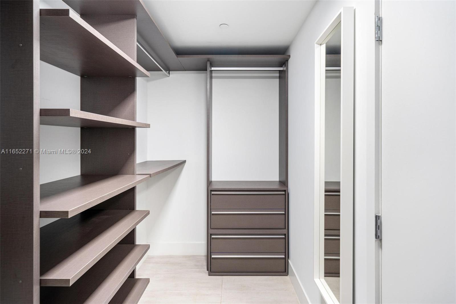 THE HARBOUR SOUTH CONDO - Residential Lease