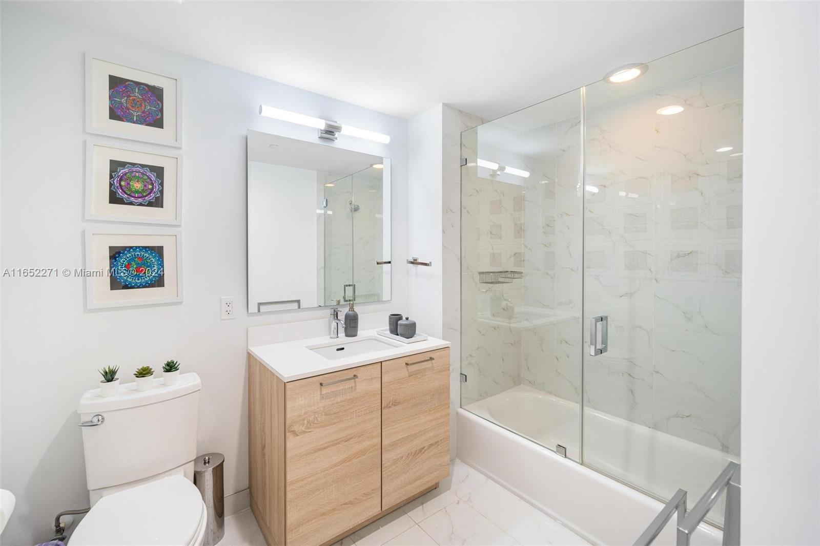 THE HARBOUR SOUTH CONDO - Residential Lease