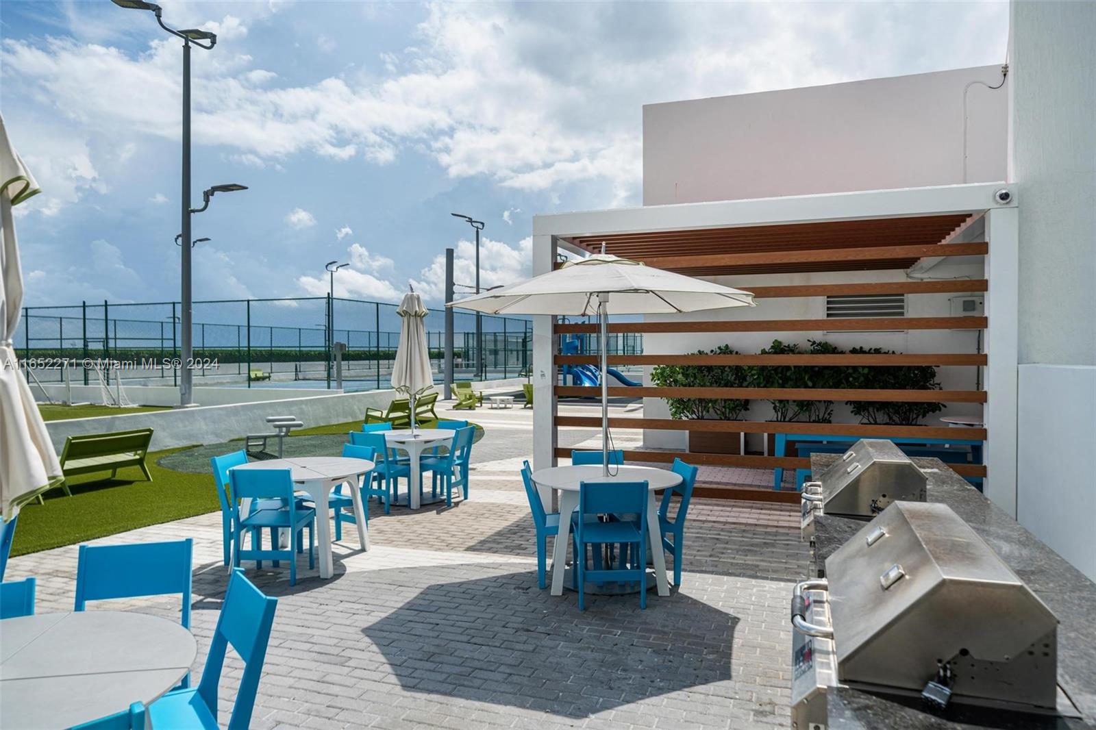 THE HARBOUR SOUTH CONDO - Residential Lease