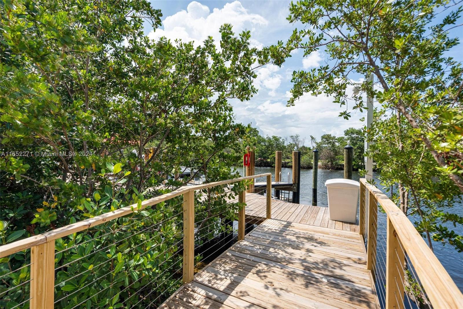 THE HARBOUR SOUTH CONDO - Residential Lease