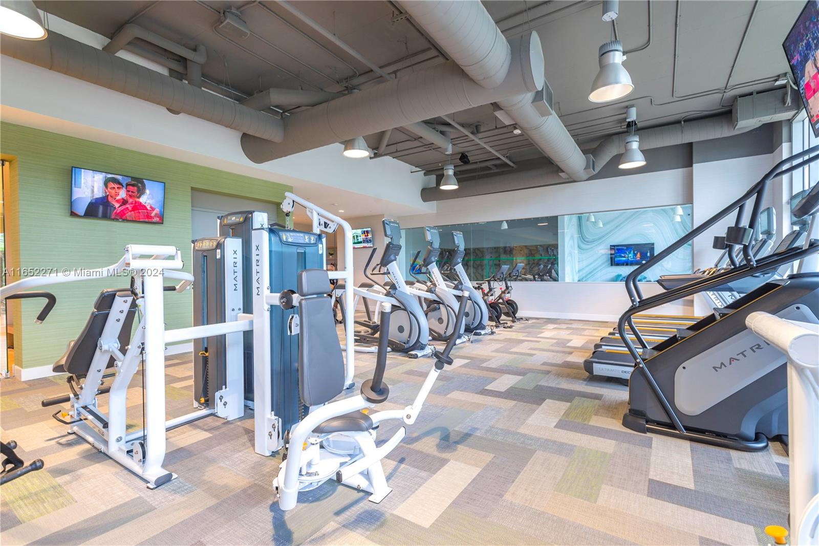THE HARBOUR SOUTH CONDO - Residential Lease