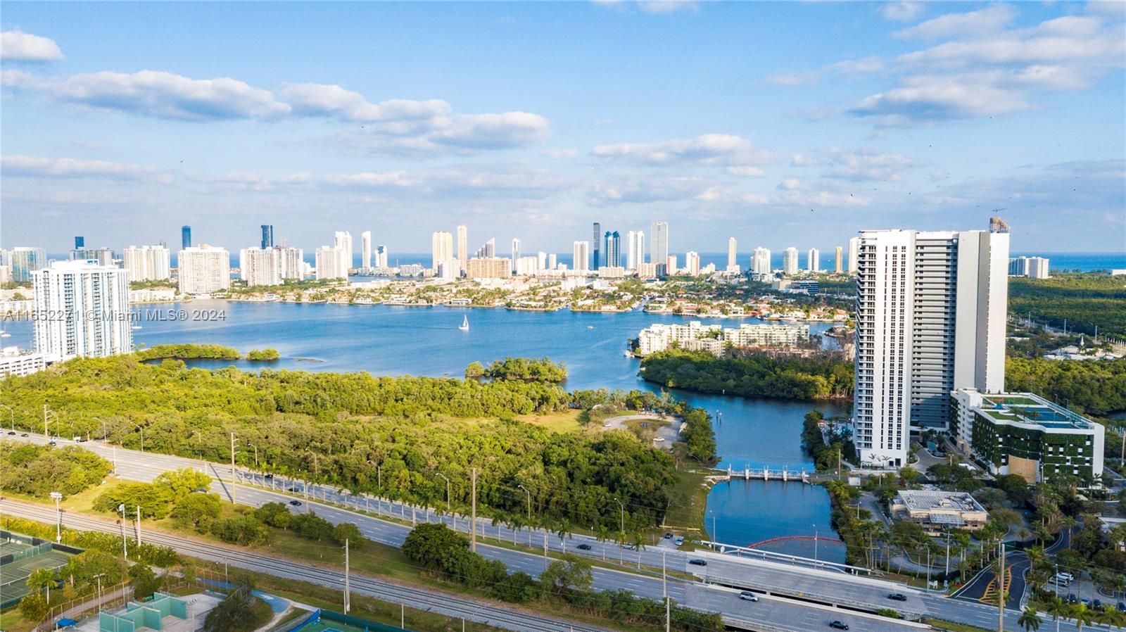 THE HARBOUR SOUTH CONDO - Residential Lease