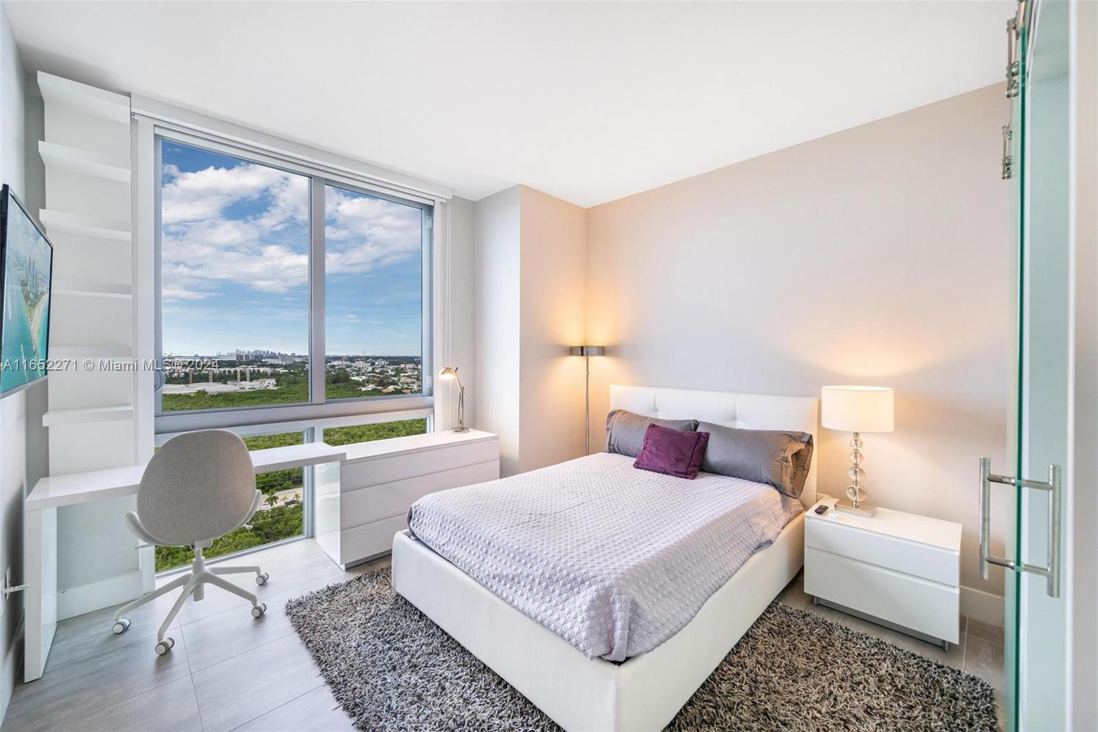 THE HARBOUR SOUTH CONDO - Residential Lease