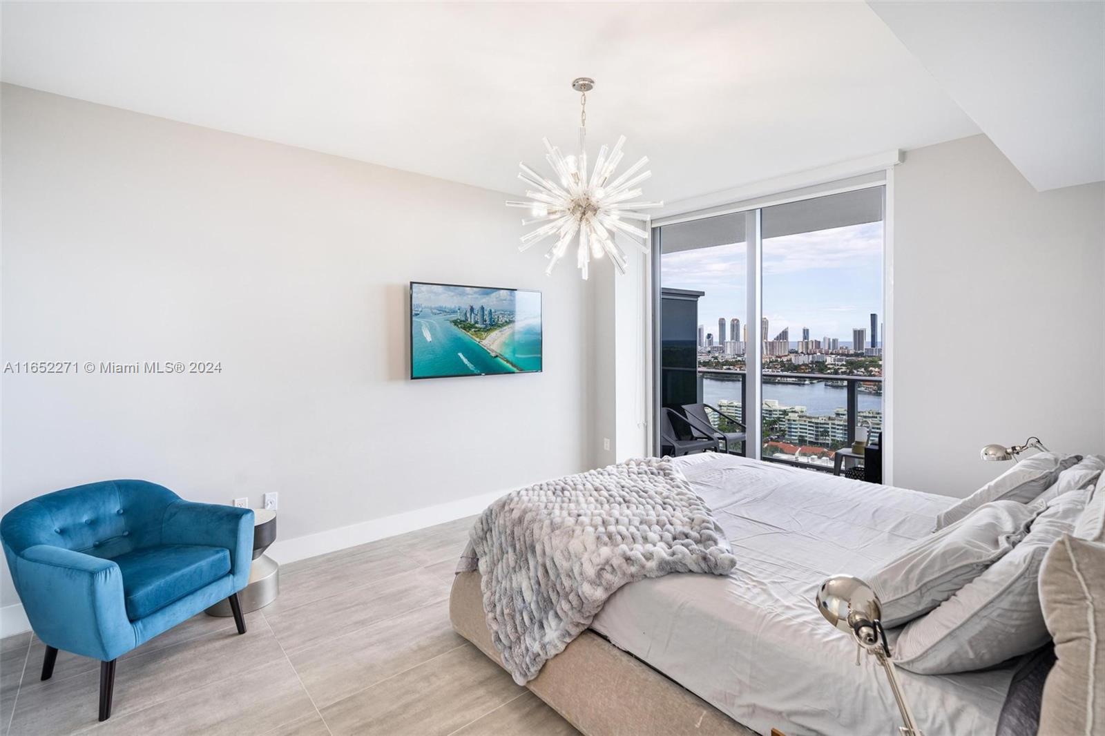 THE HARBOUR SOUTH CONDO - Residential Lease