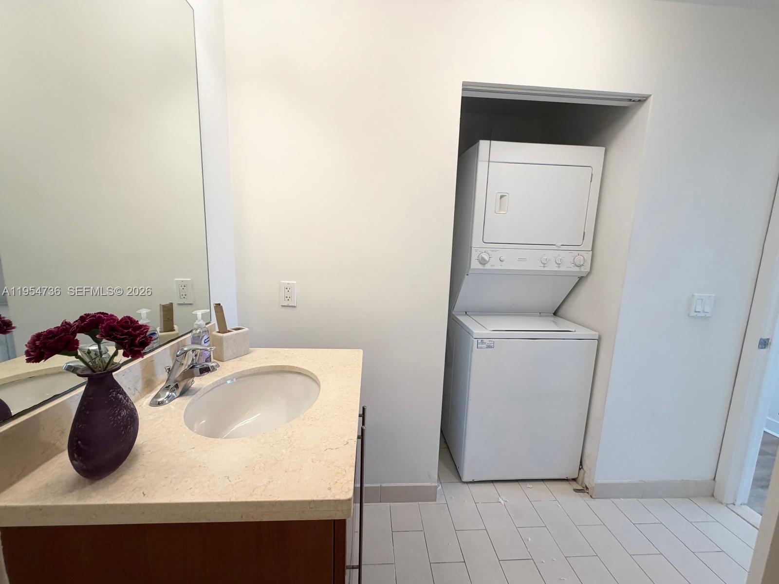 THE AXIS ON BRICKELL II C - Residential
