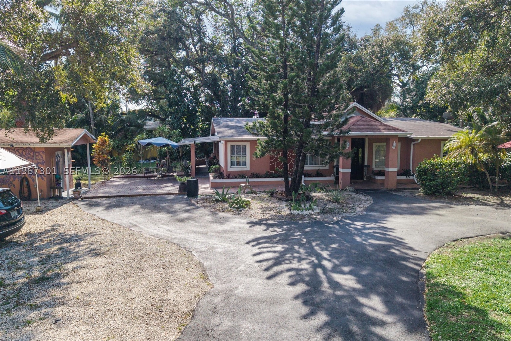 ARCH CREEKS ESTATES - Residential