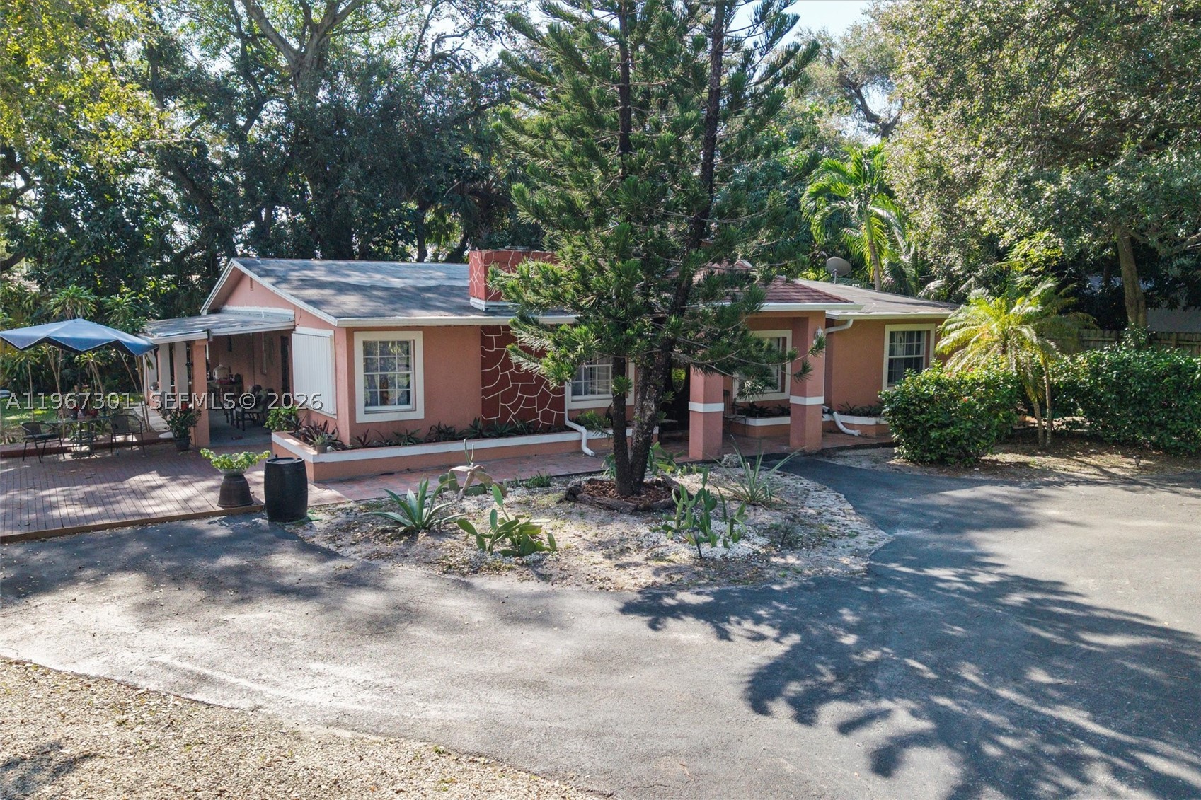 ARCH CREEKS ESTATES - Residential