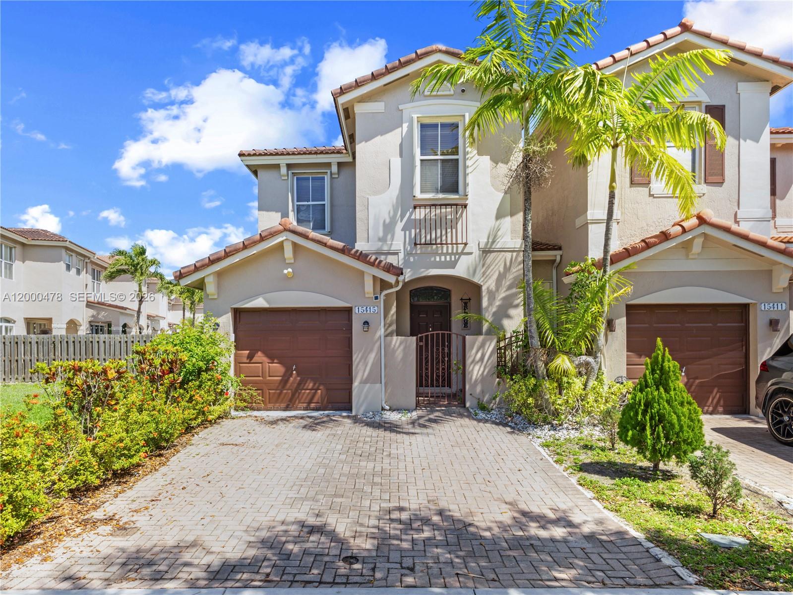 Spacious 3-bedroom, 2 1/2-bathrooms  townhome in a desirable West Kendall location. This home features a functional floor plan with tile flooring downstairs and laminate upstairs. The kitchen offers granite countertops and stainless steel appliances, perfect for cooking and entertaining. Enjoy natural light and serene lake views from the living areas. Conveniently located near shopping, dining, top-rated schools, and major highways—an excellent opportunity to own in a well-maintained community.
This Property is enhanced with an outdoor audio system feautring 4 patio speakers, a security system with 4 surveillance cameras and a private Jacuzzi-Perfect for relaxation and entertaining. ""Motivated sellers""