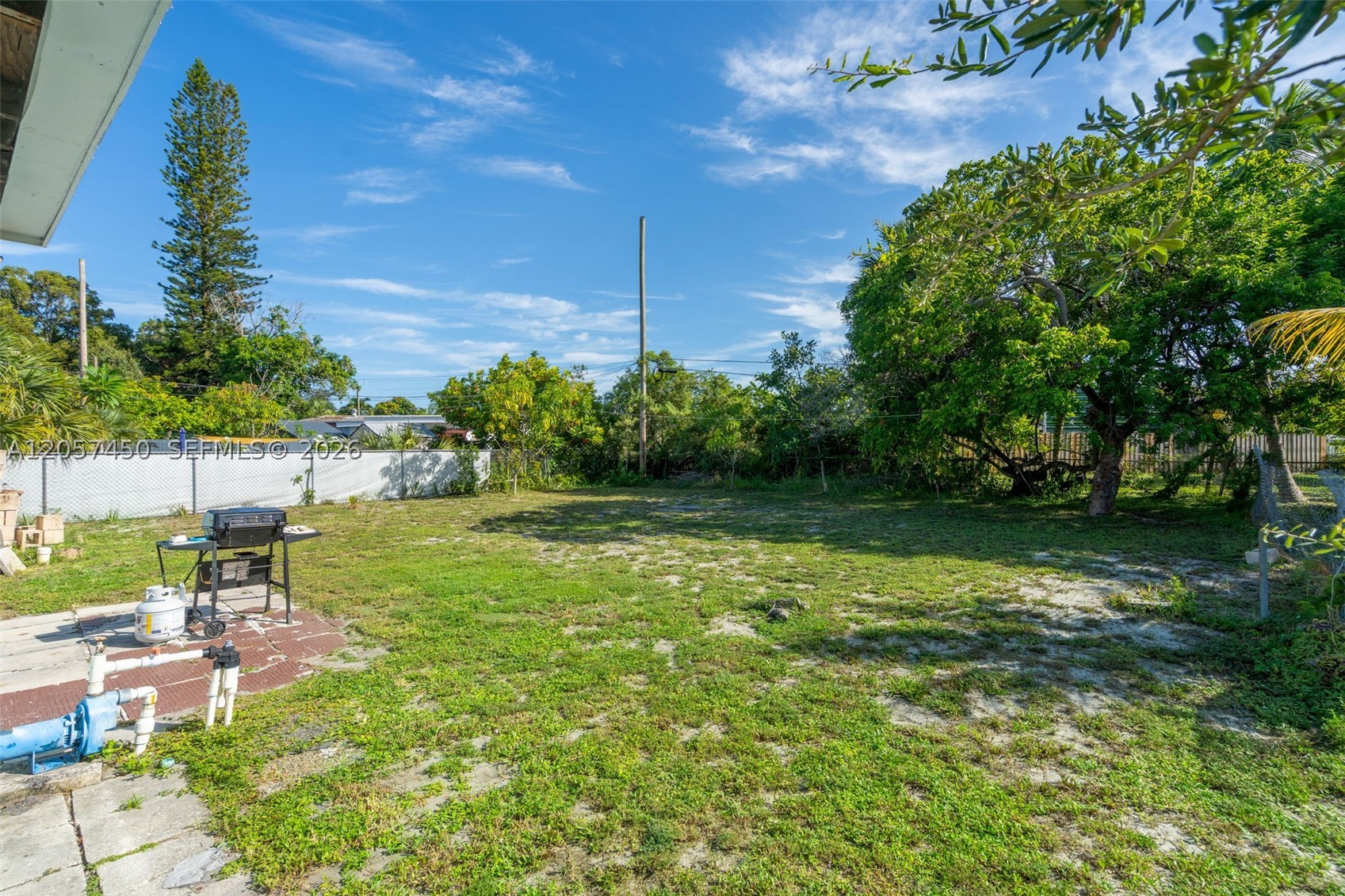 LAUDERDALE MANORS ADD REV - Residential