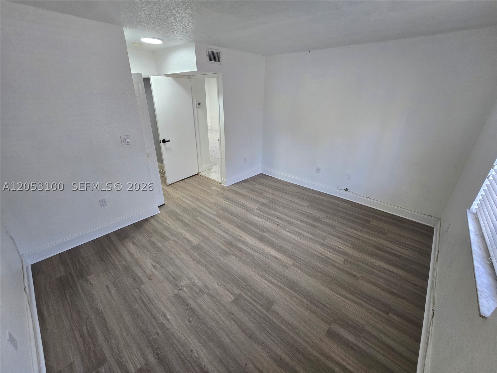 VILLA REAL CONDO NO 7 - Residential Lease
