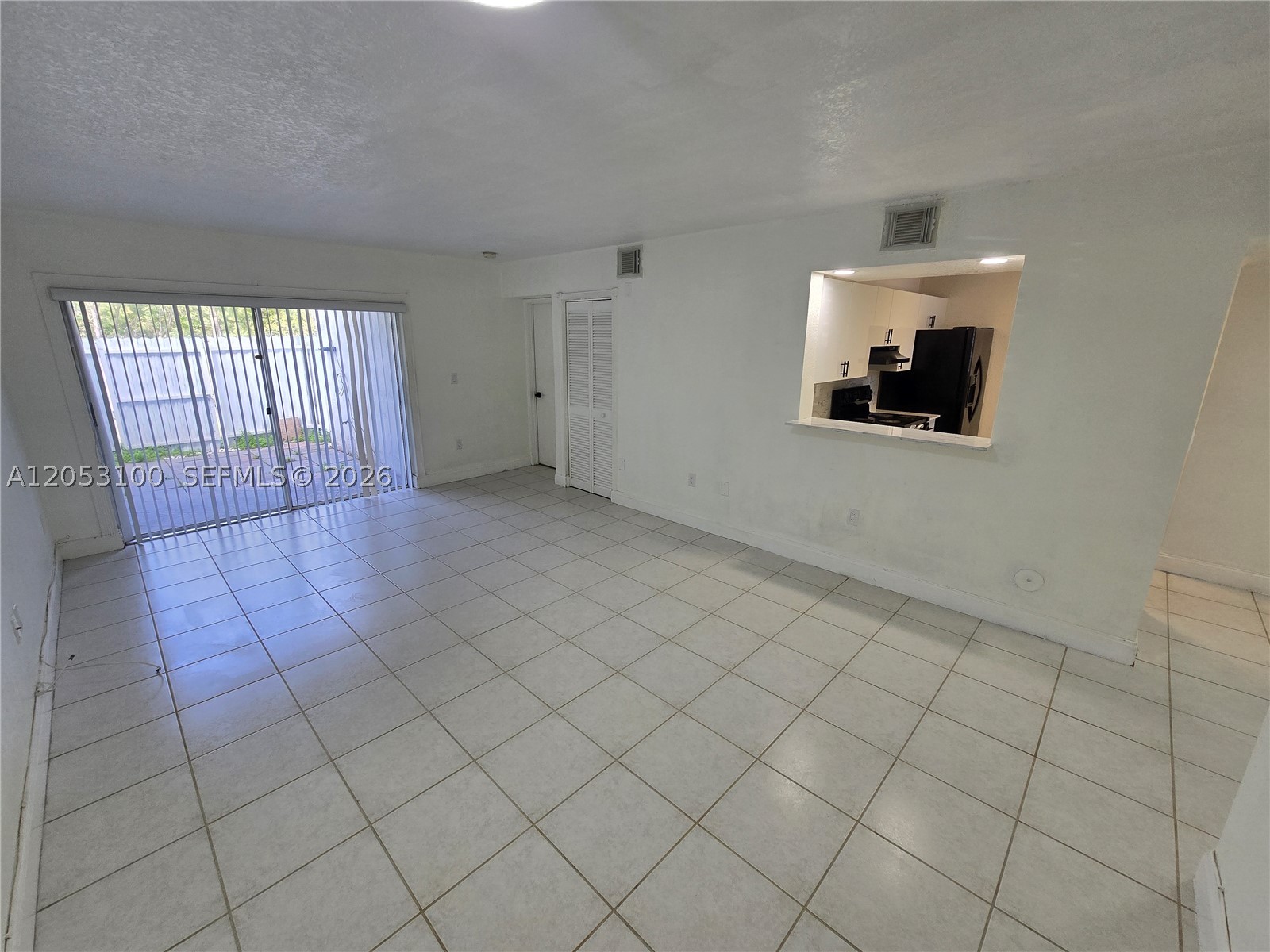 VILLA REAL CONDO NO 7 - Residential Lease