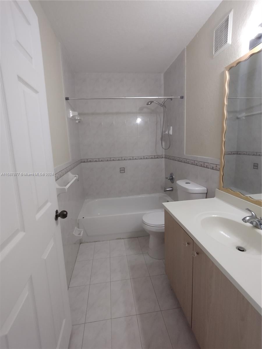 MARQUIS VILLA-II CONDO - Residential Lease