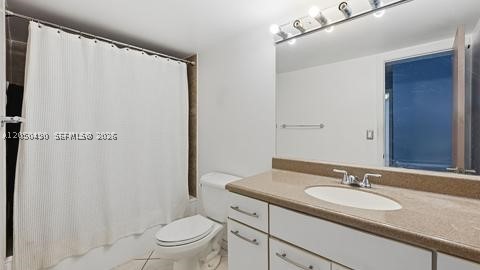 200 LESLIE CONDO - Residential