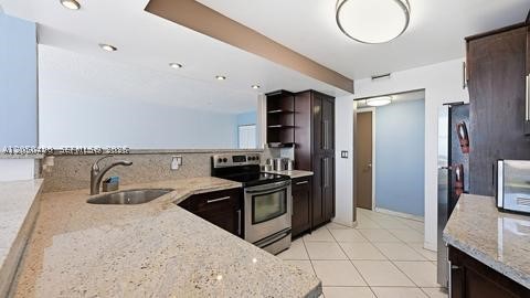 200 LESLIE CONDO - Residential