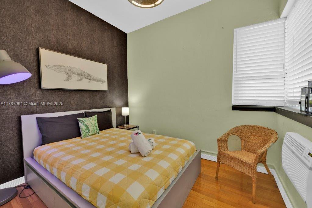 THE MANTELL CONDO - Residential