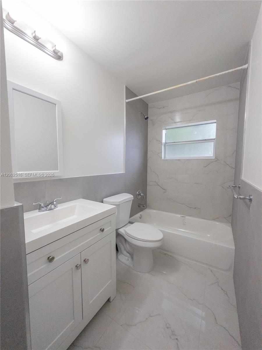 WINDERMERE CONDO NUMBER F - Residential Lease