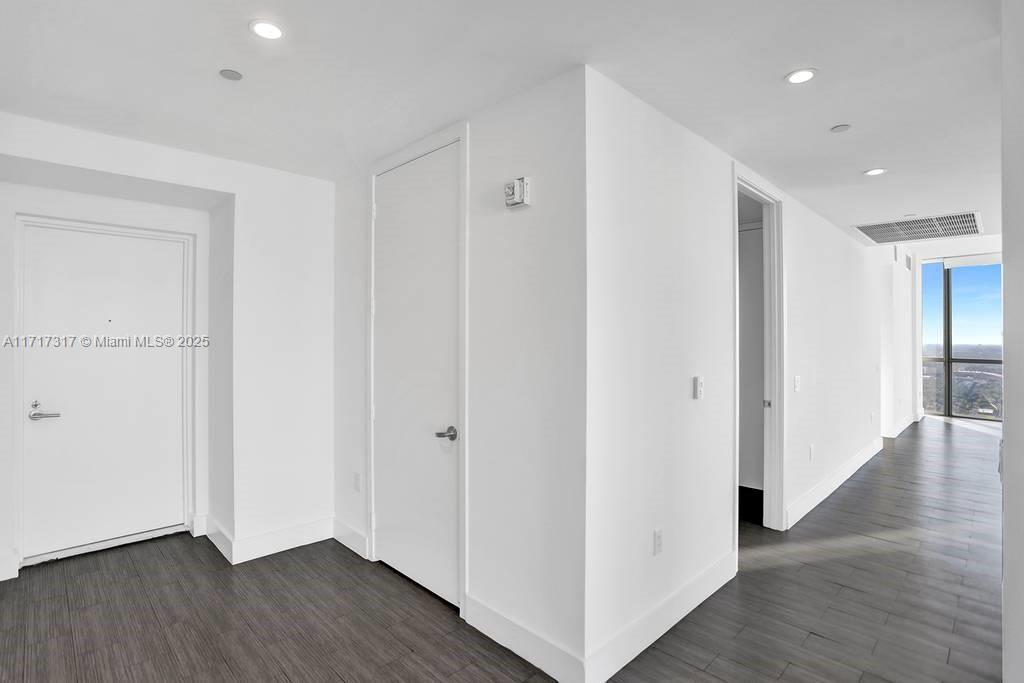 MARQUIS CONDO - Residential Lease