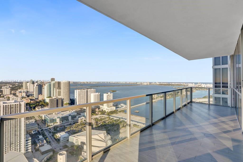 MARQUIS CONDO - Residential Lease