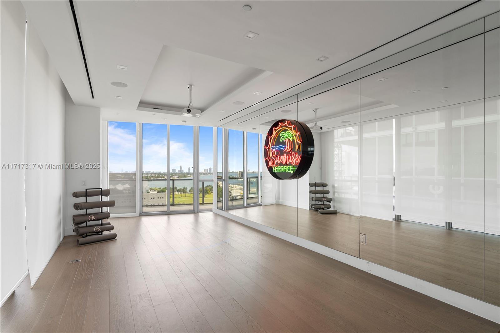 MARQUIS CONDO - Residential Lease