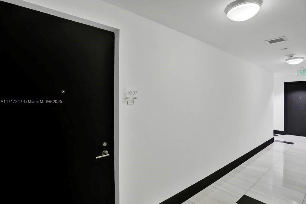 MARQUIS CONDO - Residential Lease