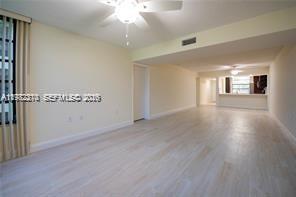 CONDO 22 OF WHITEHALL CON - Residential