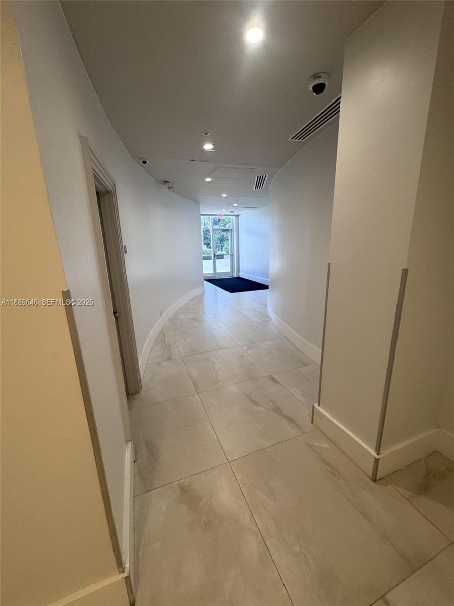 RESIDENCES ON HOLLYWOOD B - Residential