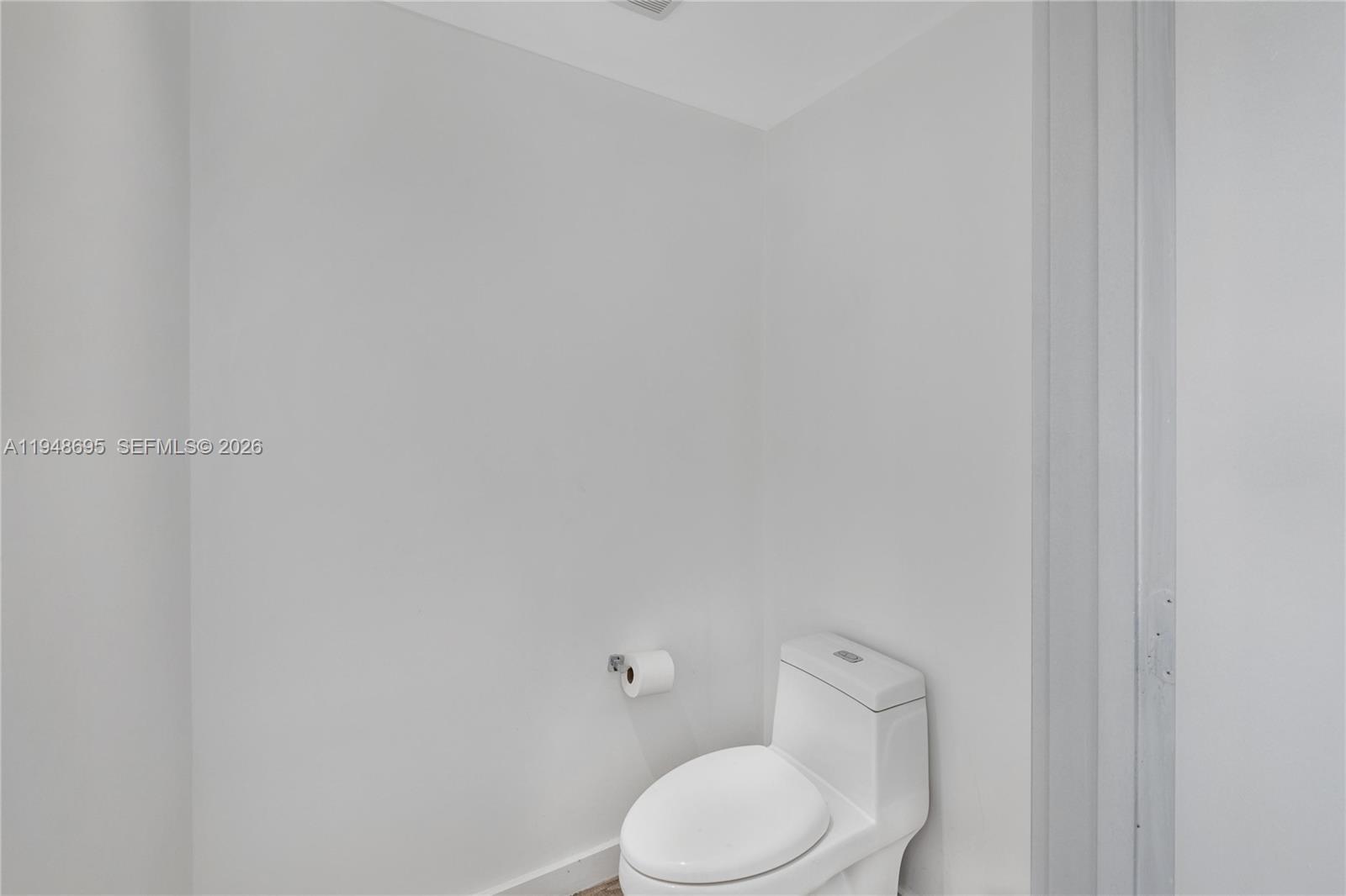 PARAISO BAY CONDO - Residential