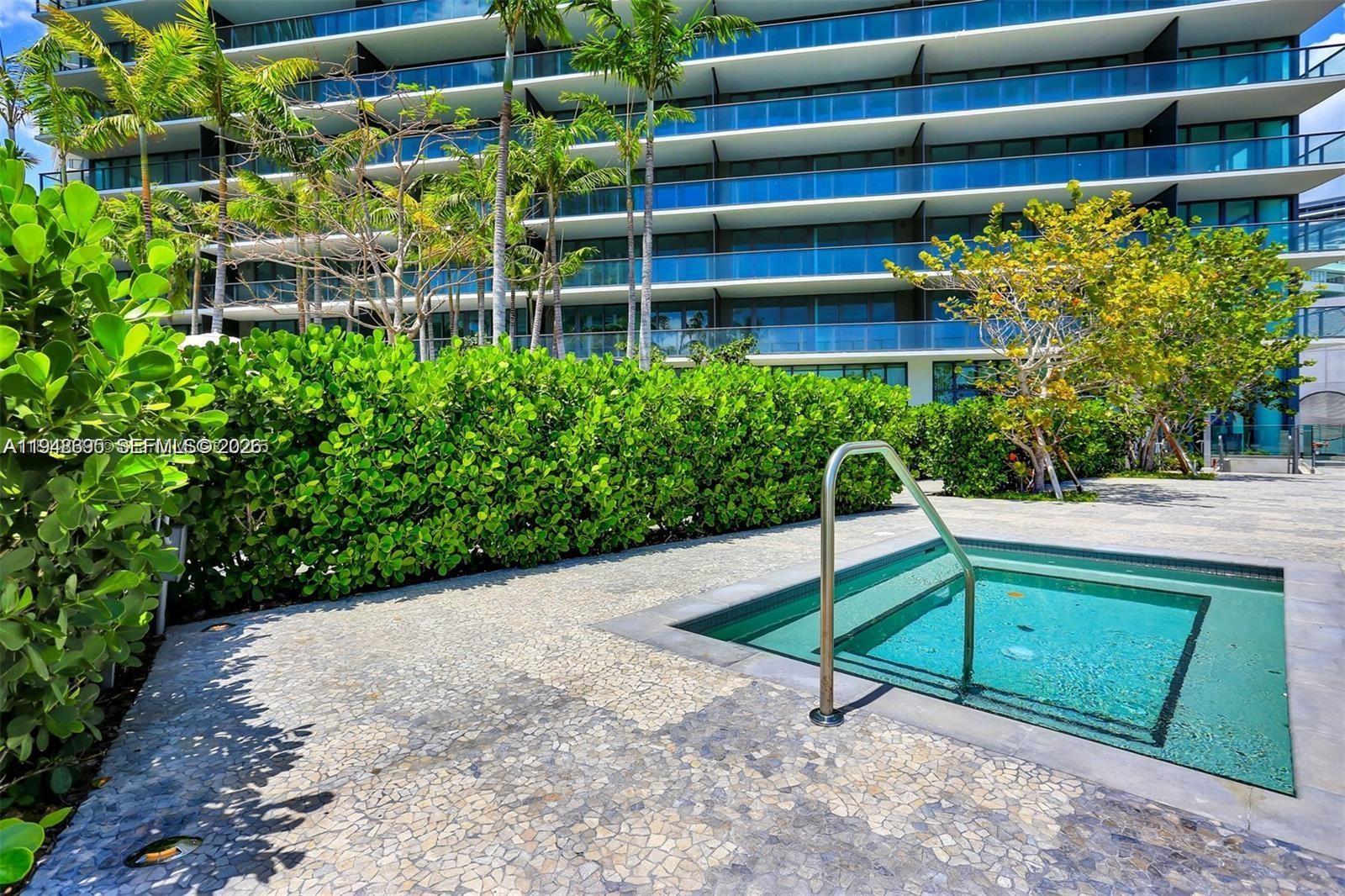 PARAISO BAY CONDO - Residential