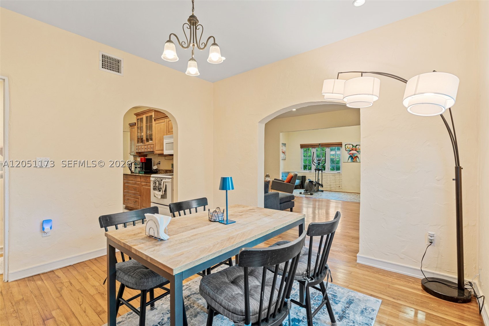 CORAL GABLES FLAGLER STRE - Residential Lease