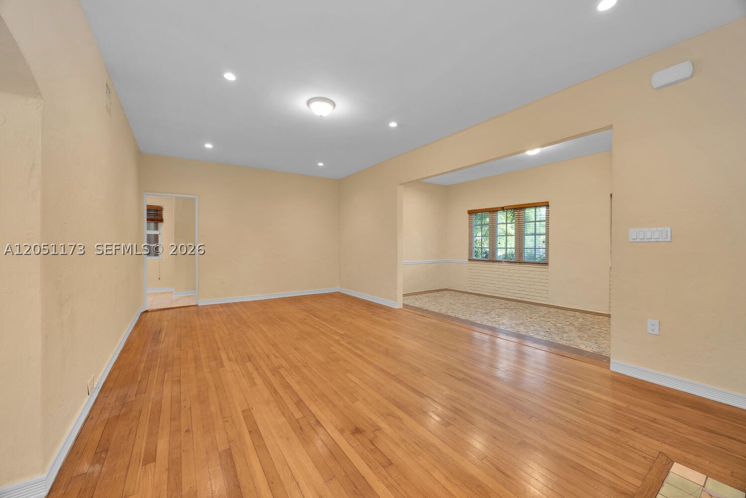 CORAL GABLES FLAGLER STRE - Residential Lease
