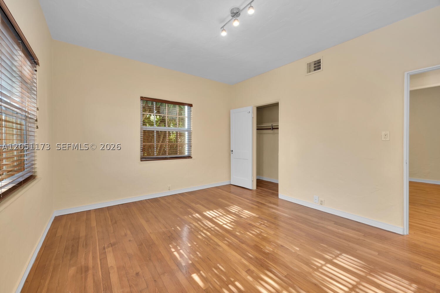 CORAL GABLES FLAGLER STRE - Residential Lease