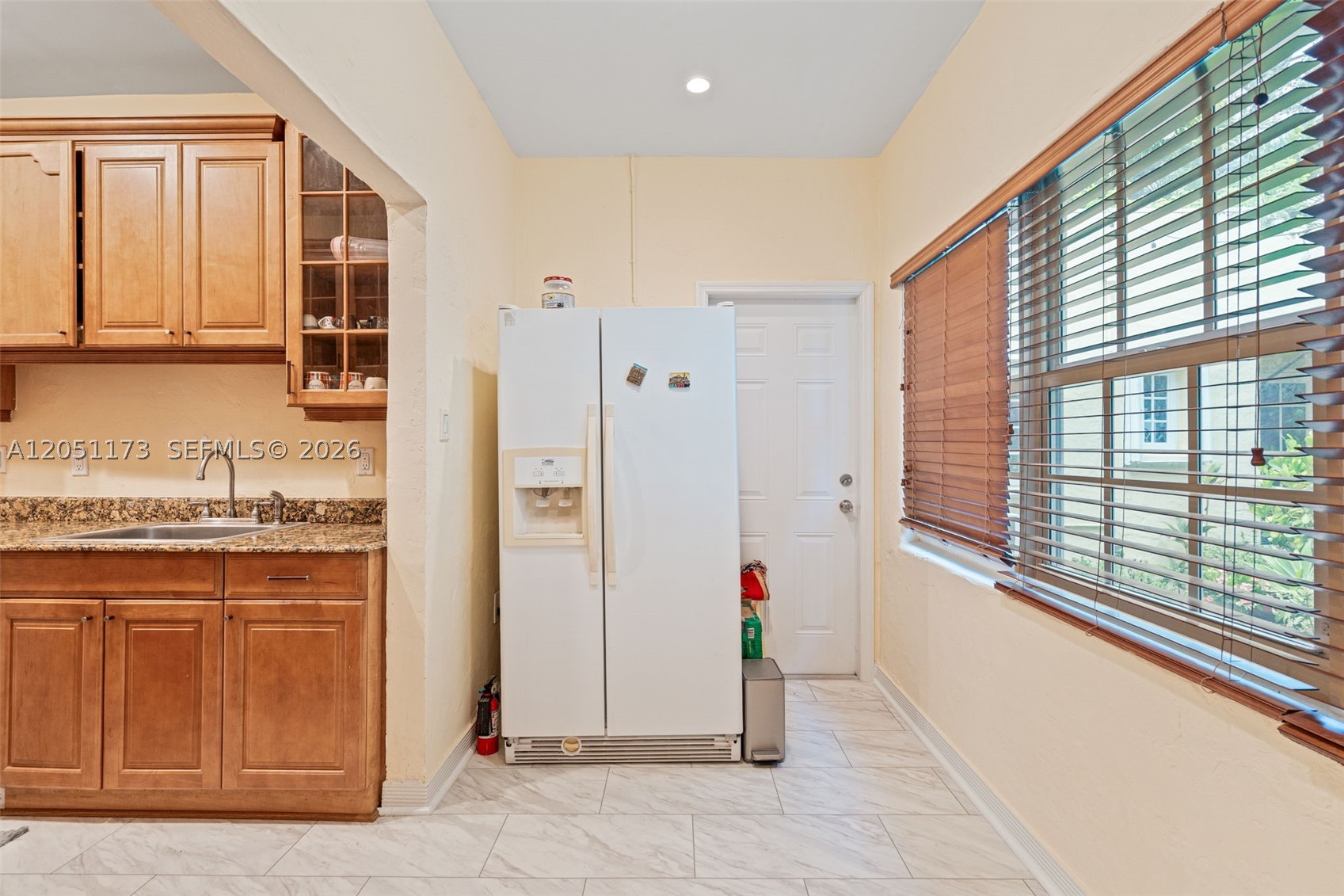 CORAL GABLES FLAGLER STRE - Residential Lease