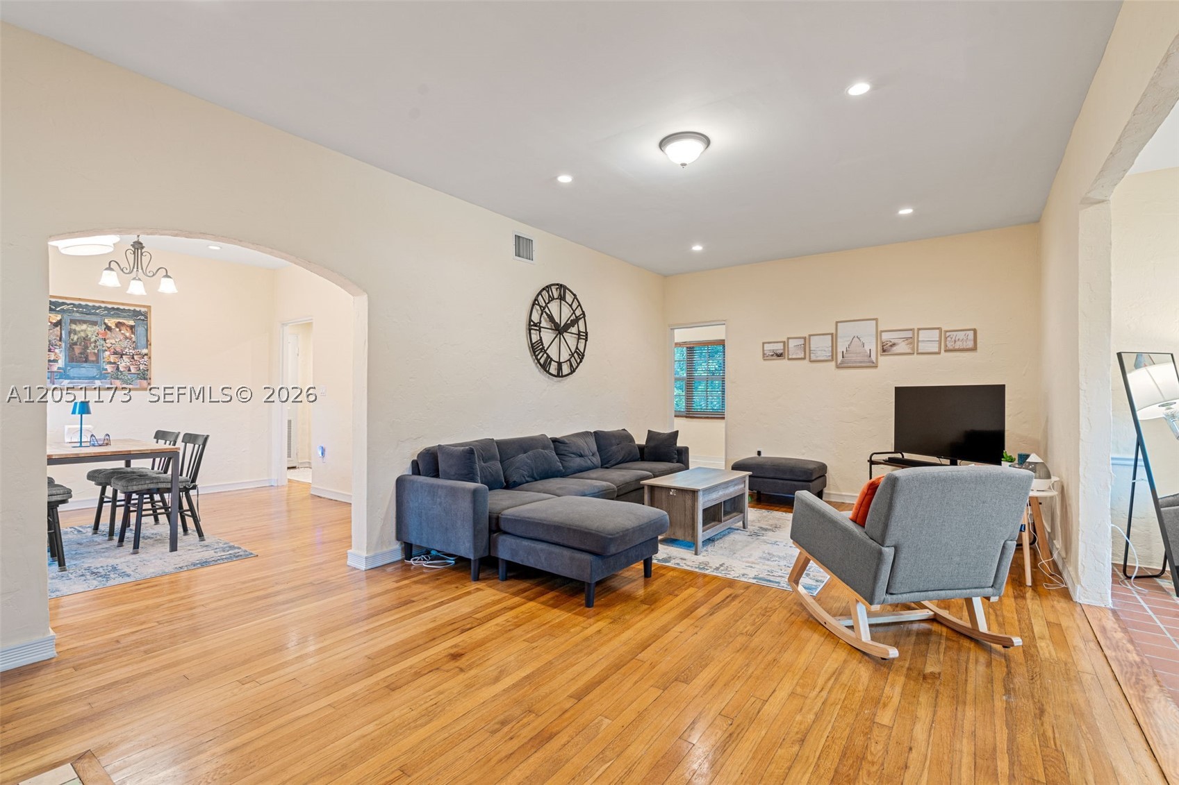 CORAL GABLES FLAGLER STRE - Residential Lease