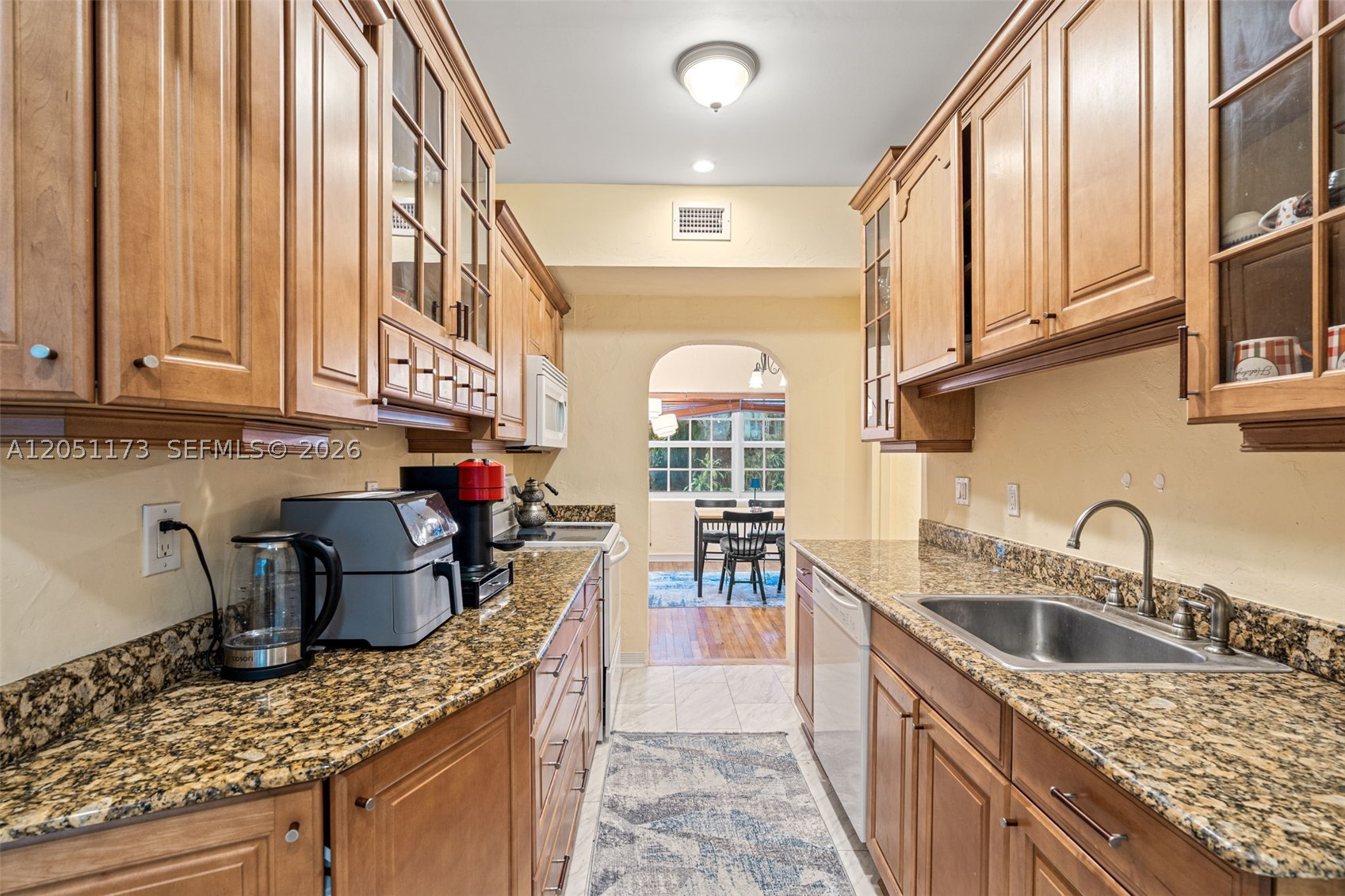 CORAL GABLES FLAGLER STRE - Residential Lease