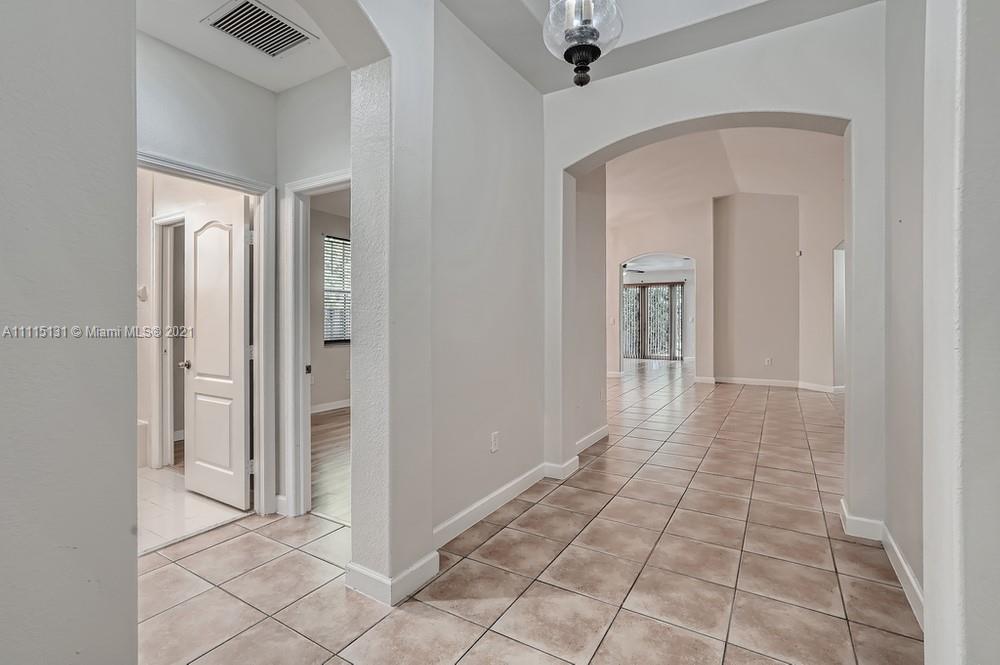 GRAND LAKES PHASE III - Residential